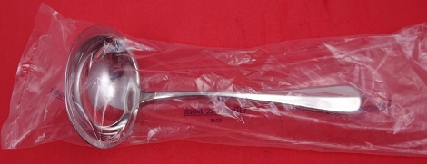 Gravy Ladle factory sealed 6 1/2